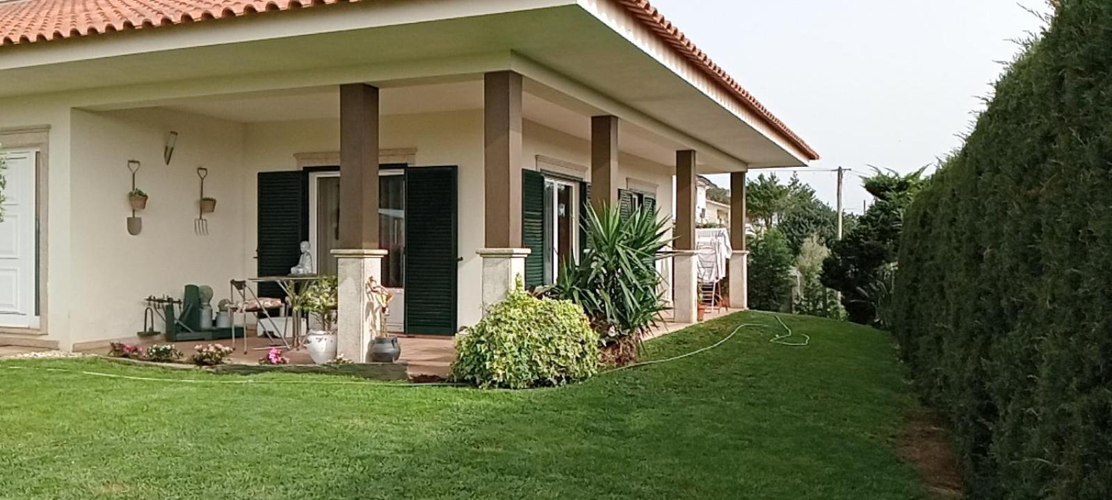 Terreno Mimosas Homestay Aveiro